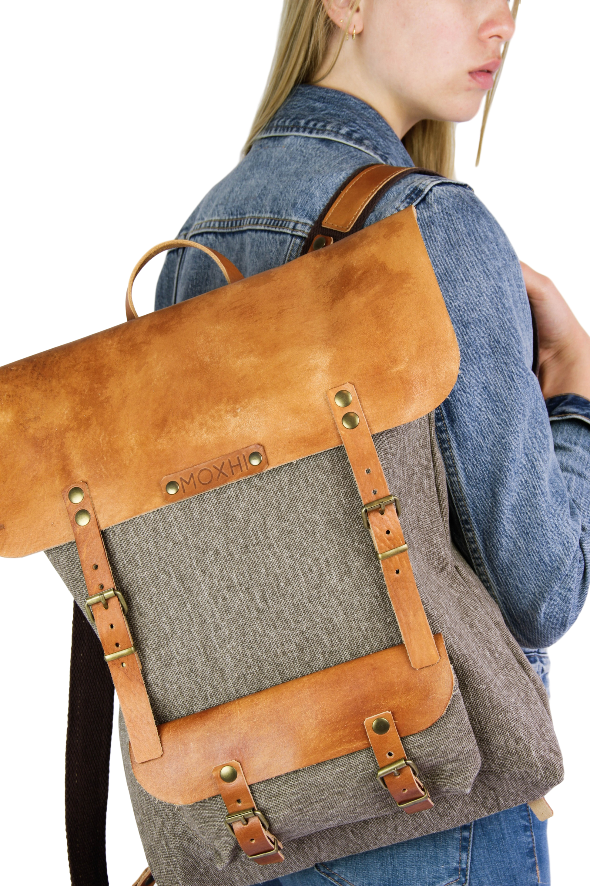 Viajero classic artisanal backpack handmade women